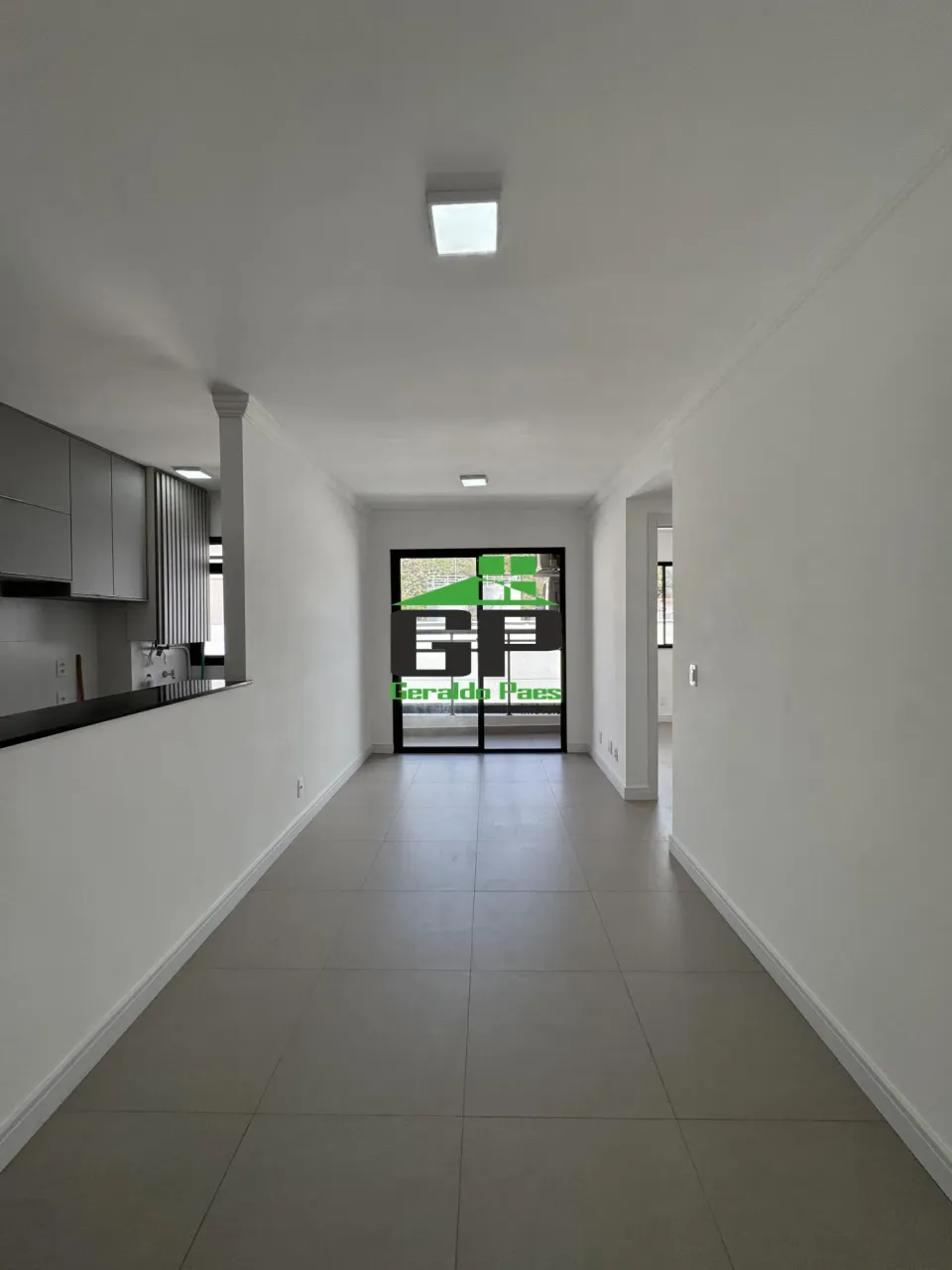 Apartamento para locação com 2 quartos, 1 vaga e varanda — photo 16