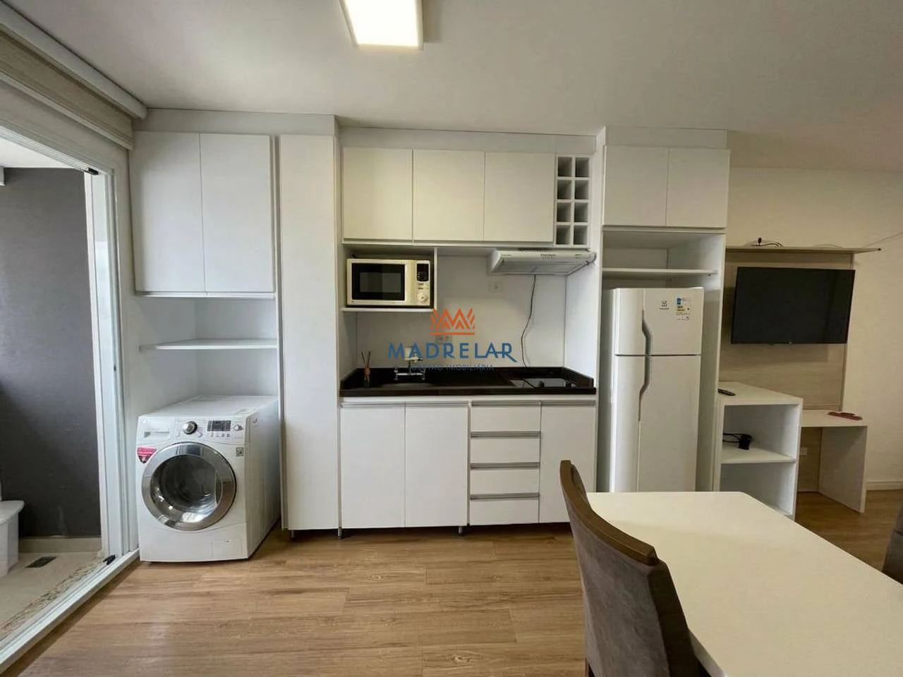 Furnished apartment, 32 m², with a dryer — photo 7