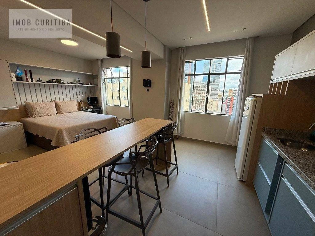 Студія 35 м² з робочим місцем та панорамними вікнами — photo 11
