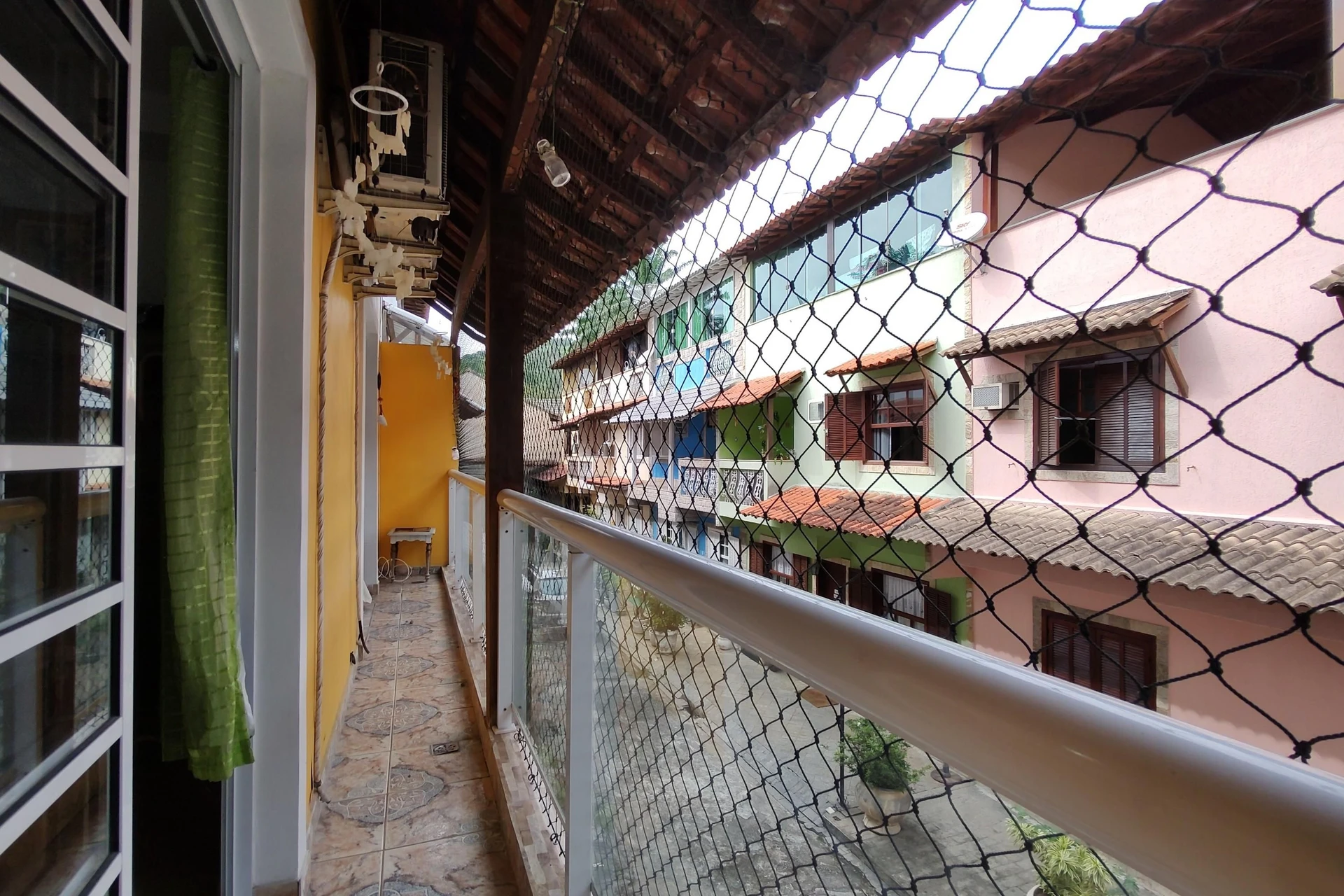 Furnished house with 4 bedrooms and a built-in balcony grill — photo 35