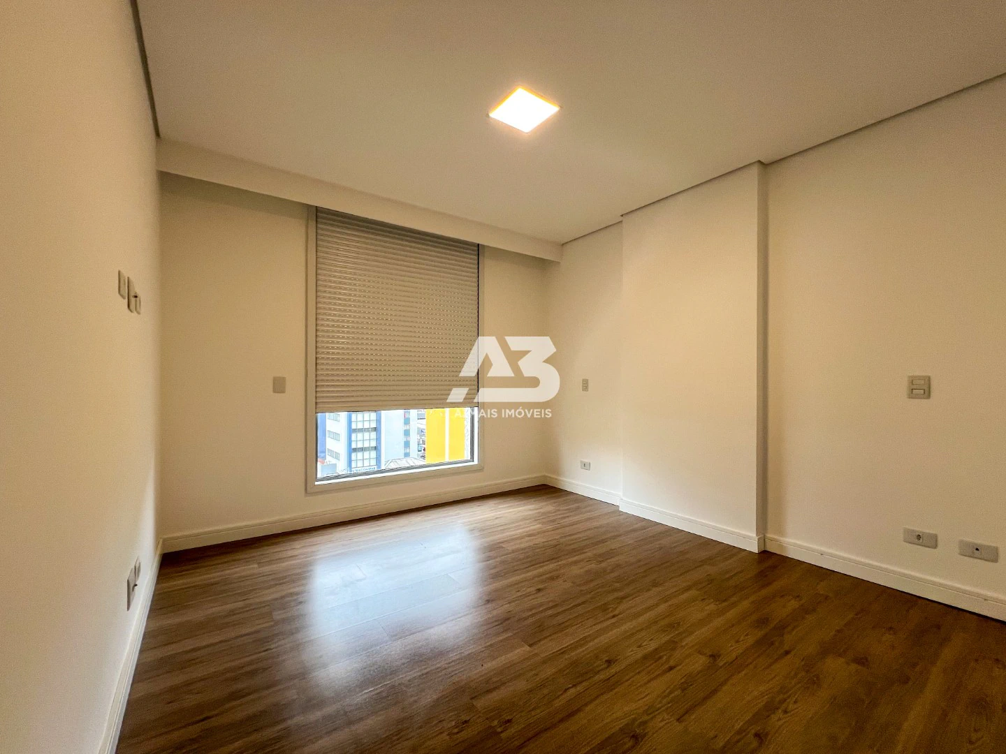 Apartamento com 3 dormitórios e 2 vagas, varanda com BBQ — photo 3