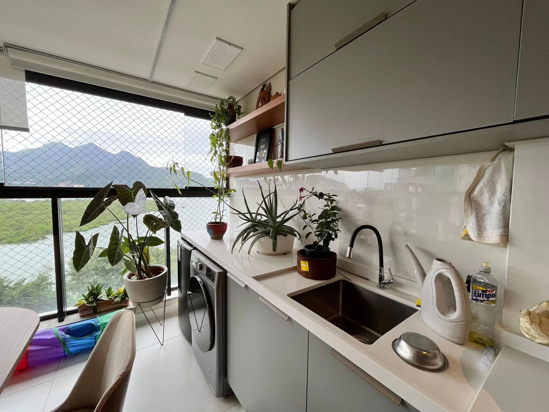 Furnished apartment, 70 m², with a water view — photo 11