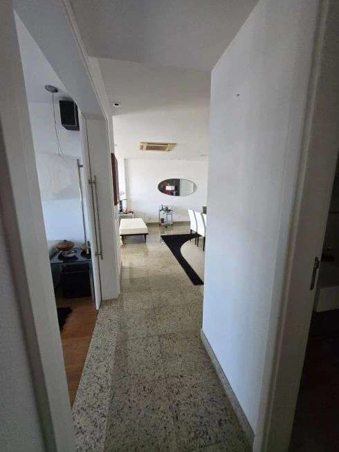 Furnished 200 m² apartment with 4 bedrooms and 3 parking — photo 8