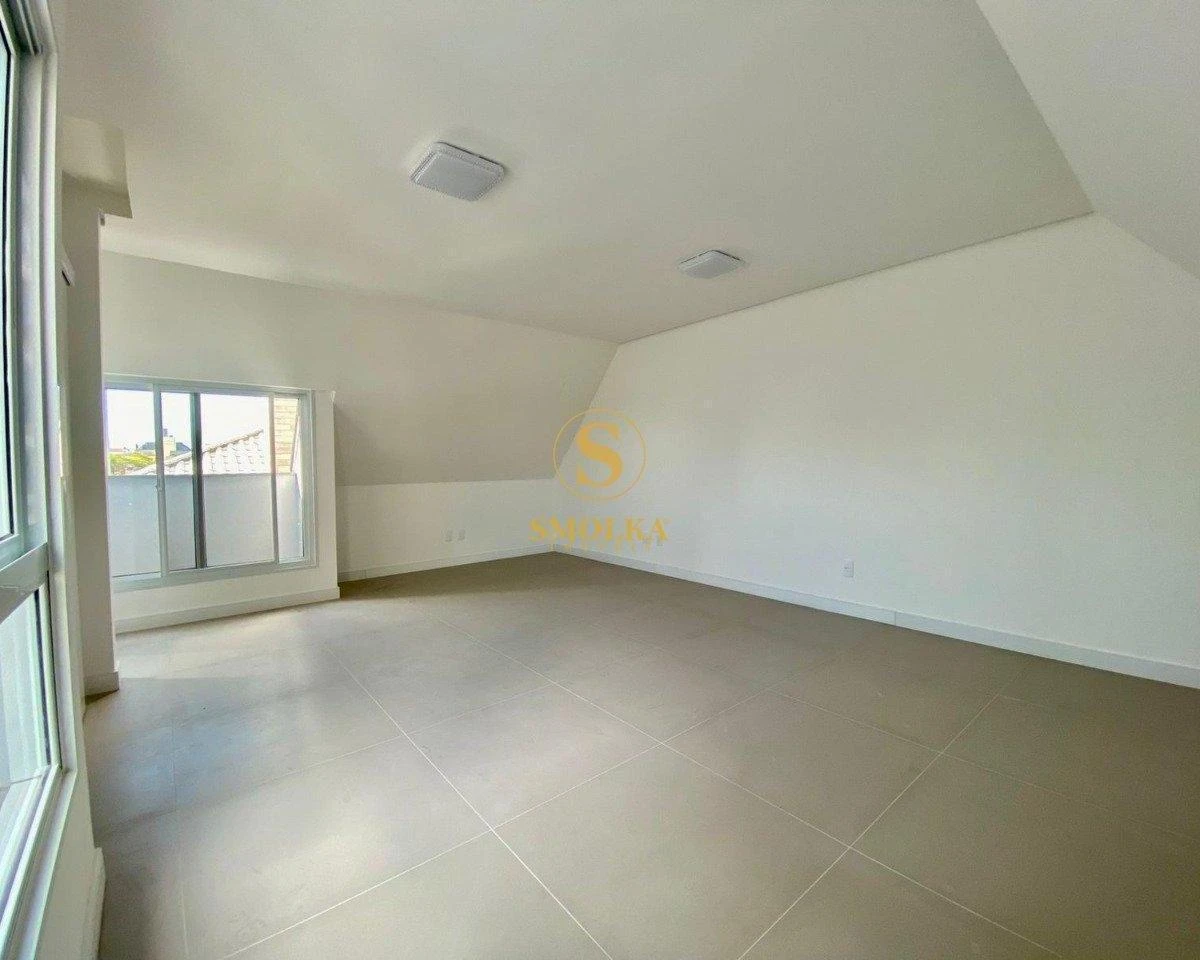 184 m² rental home with 4 en-suite bedrooms — photo 30