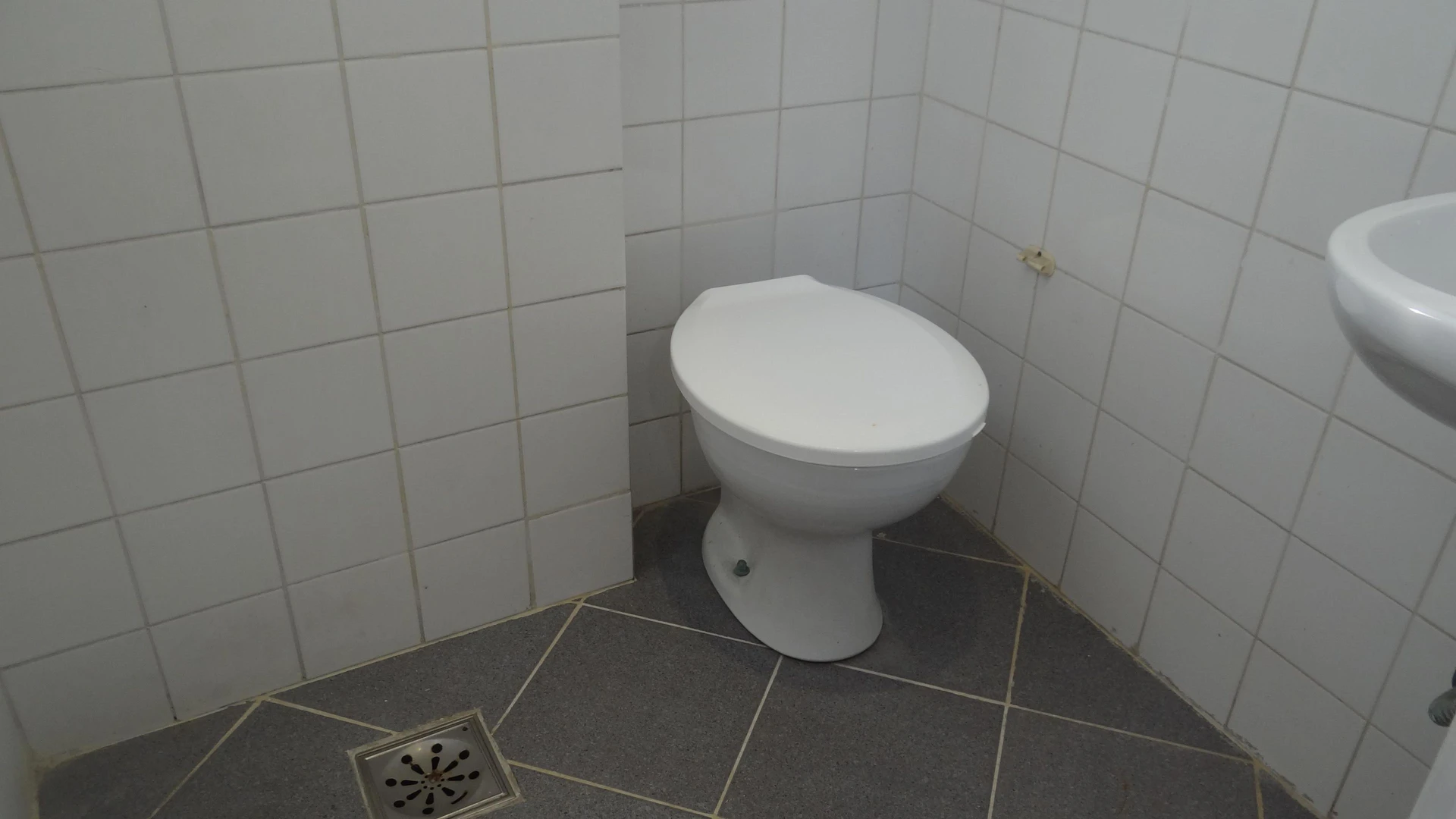 Apartamento sin amueblar con 3 dormitorios y balcón — photo 49