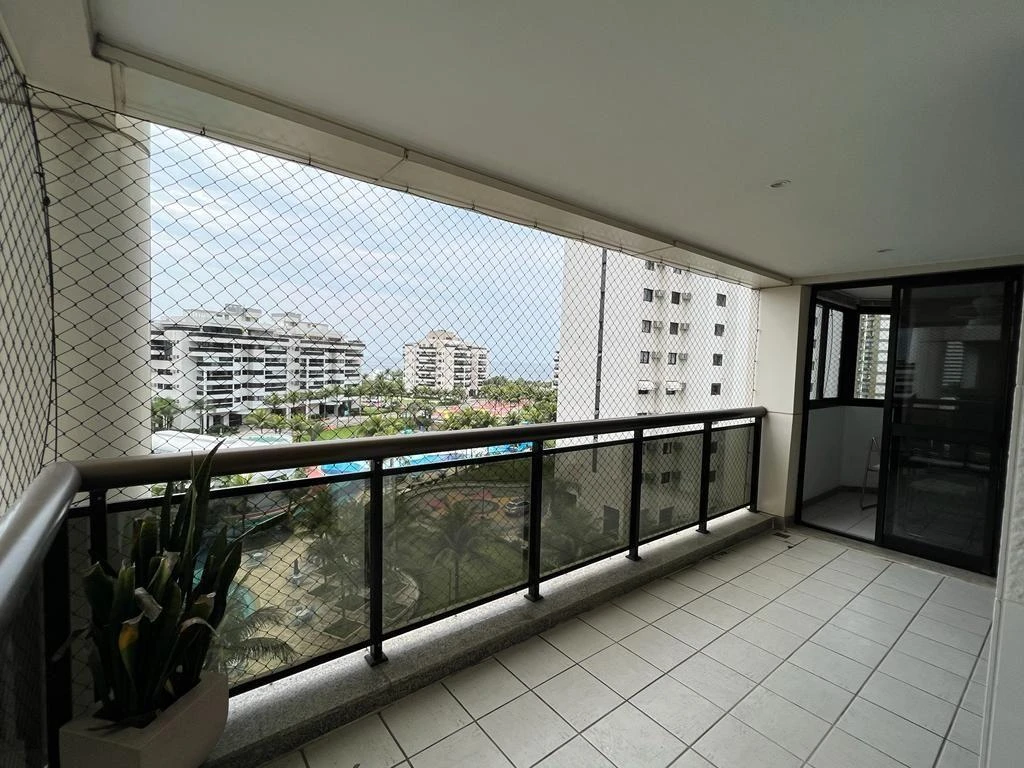 Apartamento mobiliado com 2 dormitórios e varanda — photo 17