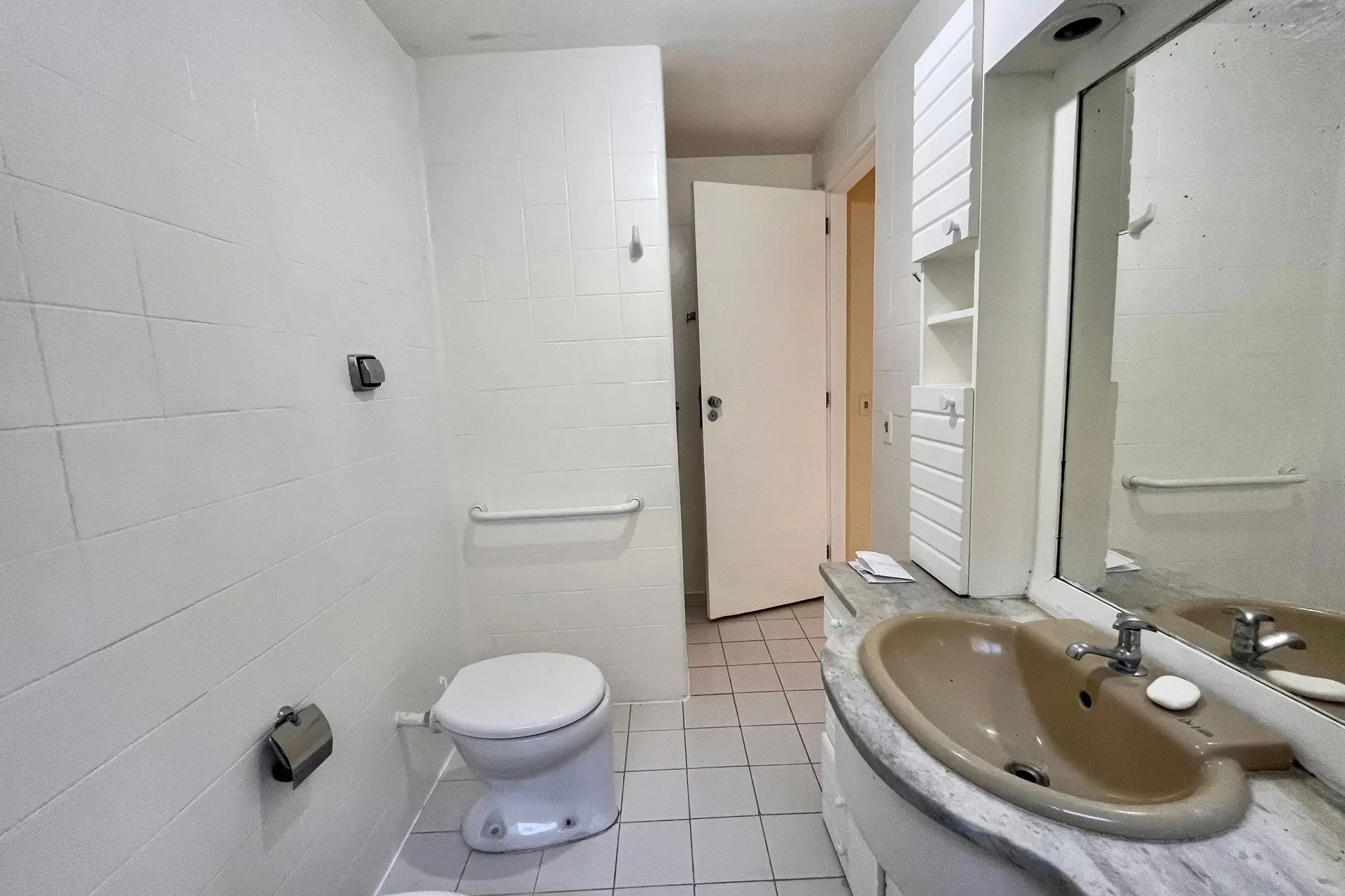 Unfurnished 2-bedroom rental apartment with 2 baths — photo 38