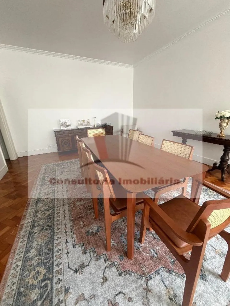 Air-conditioned apartment with 4 bedrooms and 4 bathrooms — photo 10