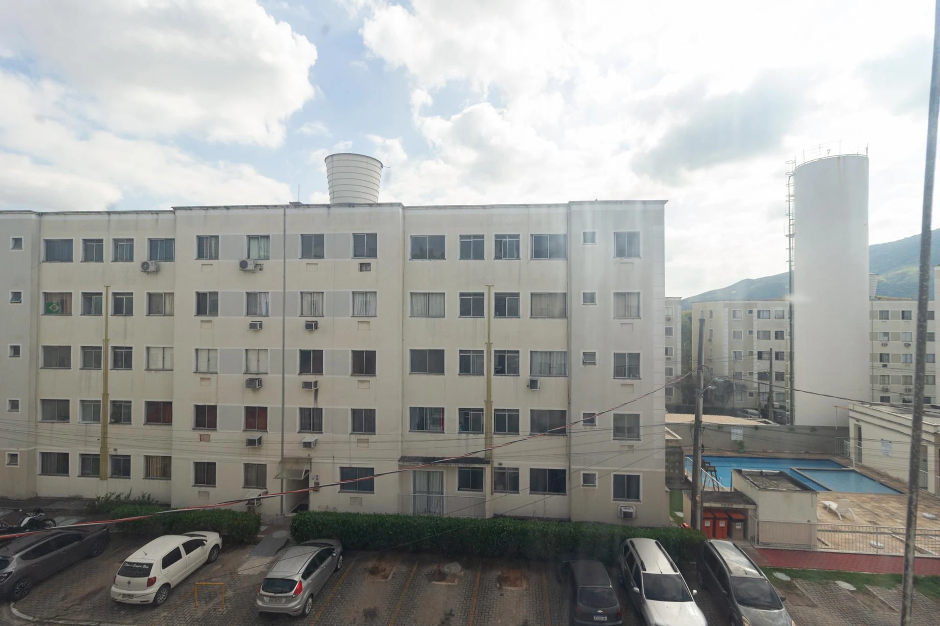 Unfurnished apartment with 2 bedrooms and open-air pool — photo 7