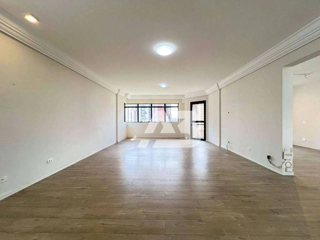 Apartamento de 254 m² com 3 dormitórios e 2 vagas — photo 3