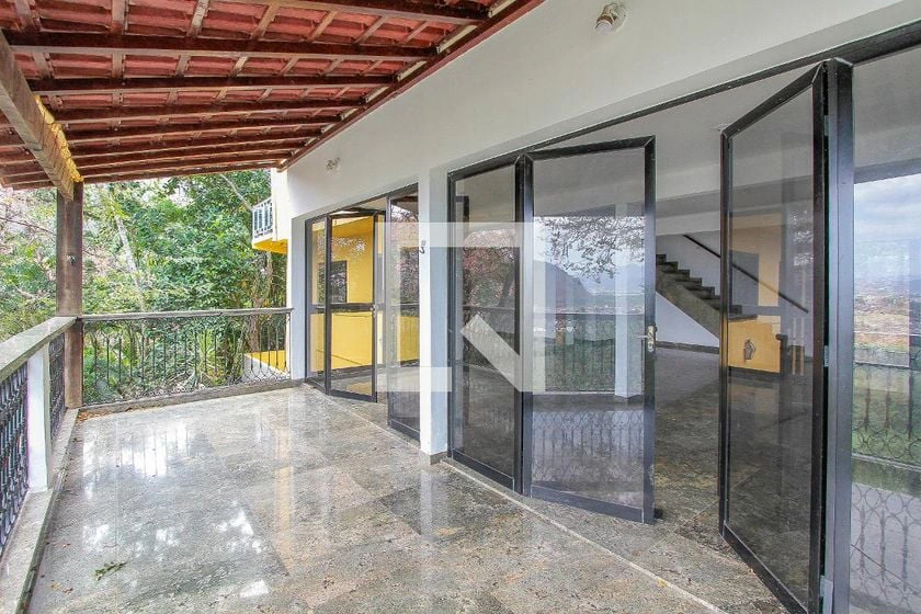 5-bedroom house with a private pool in Rio de Janeiro — photo 7