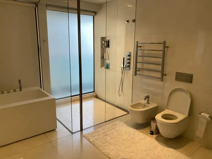 Apartamento sin muebles con 4 dormitorios y 5 baños — photo 35