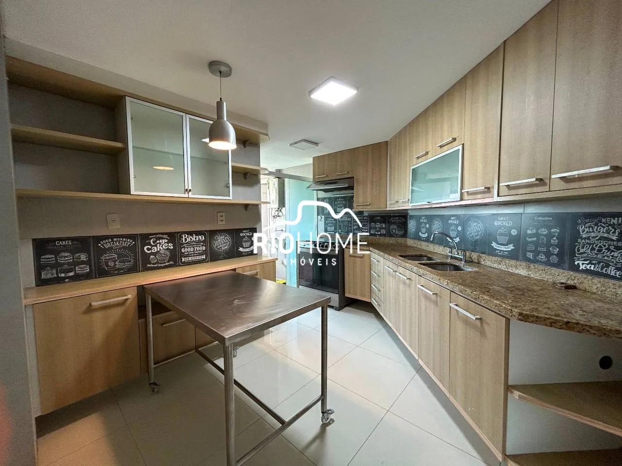 Apartment, 174 m², with a glass-enclosed balcony — photo 43