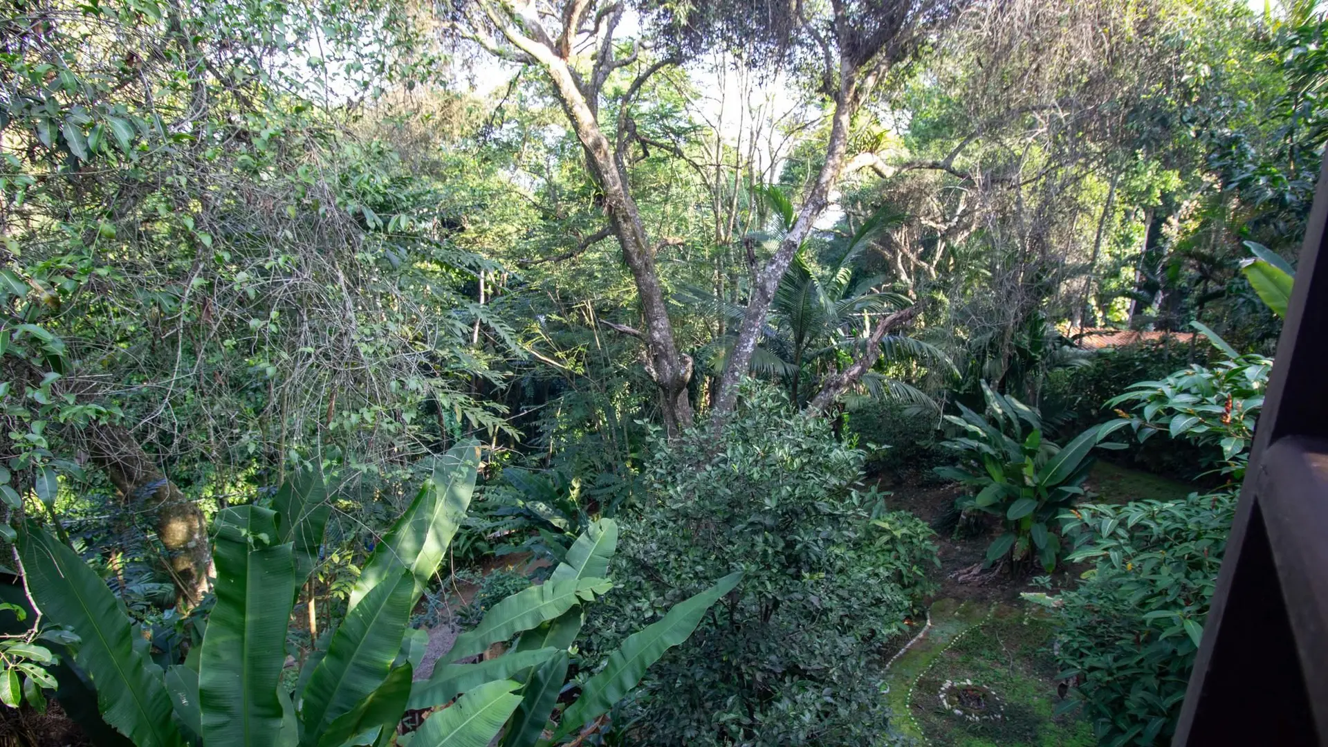 Casa com 4 quartos e 4 banheiros, com 3 vagas — photo 9