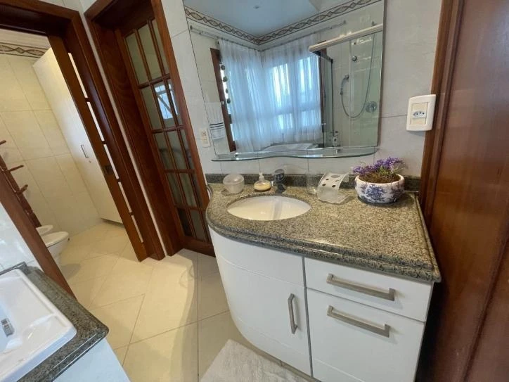 Ванна и 6 спален: дом 320 м² — photo 43