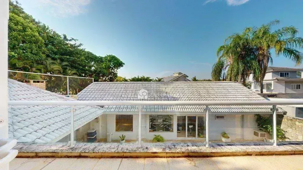 House with 5 bedrooms and 5 bathrooms, 500 m² — photo 19