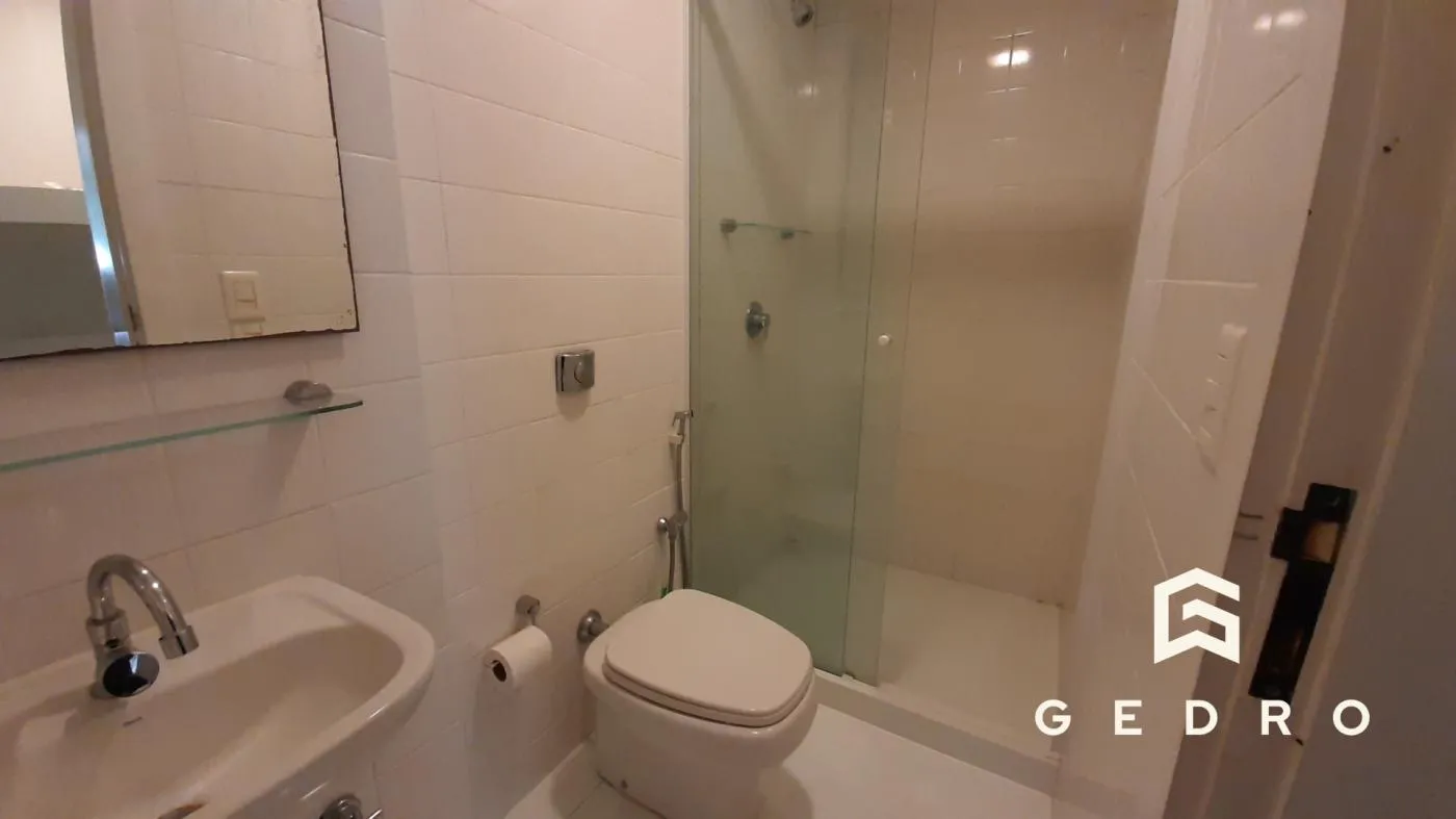 Furnished apartment, 320 m², with a water view — photo 31