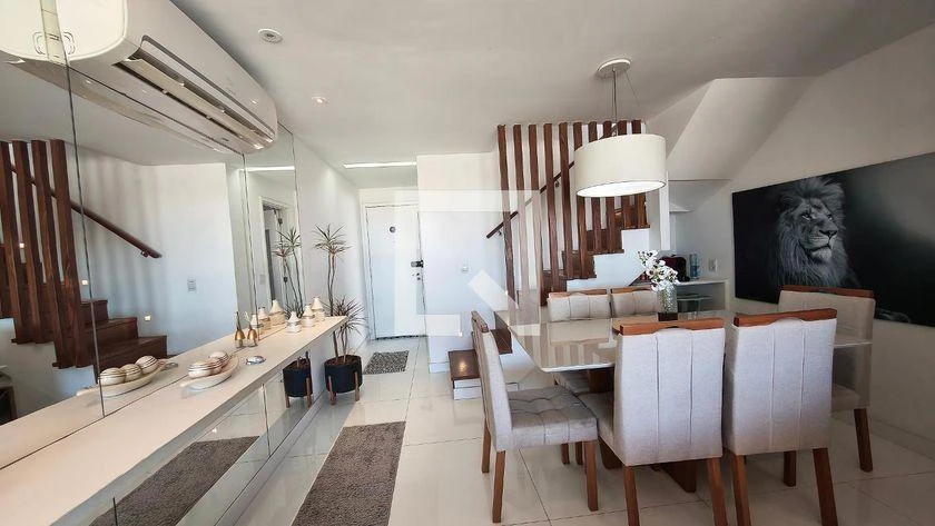 Панорамные окна и 4 спальни: квартира 200 м² — photo 16