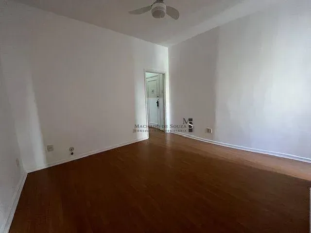 Робоче місце та 1 спальня: квартира 60 м² — photo 13