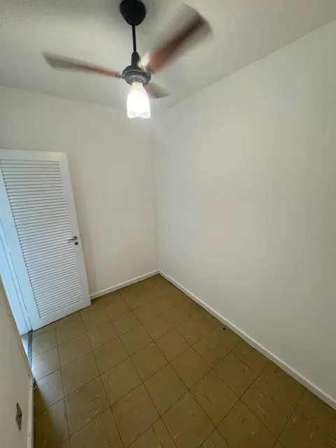 Home office in a one-bedroom apartment, 79 m²