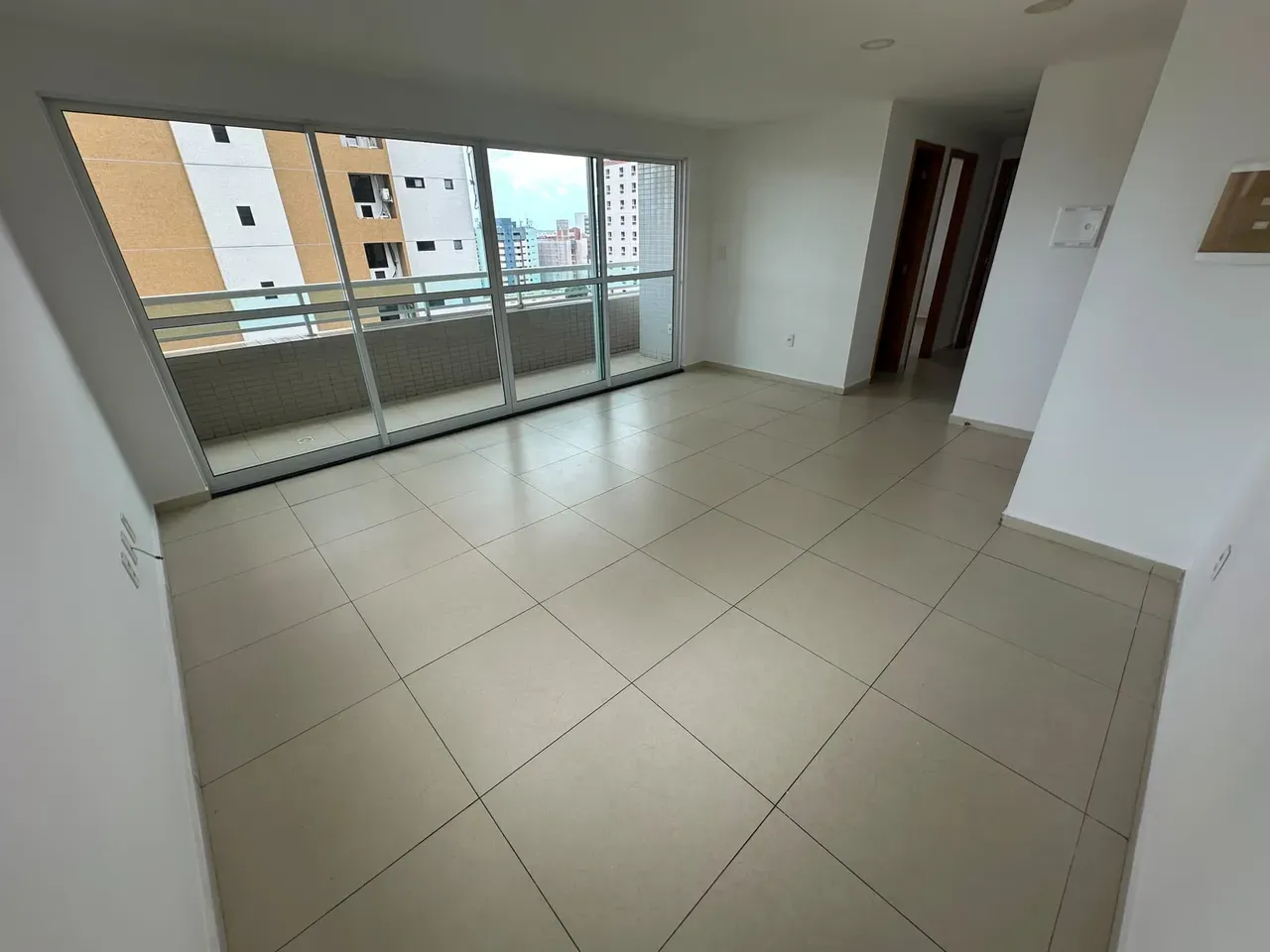 2-bedroom apartment with a washing machine in João Pessoa — photo 5