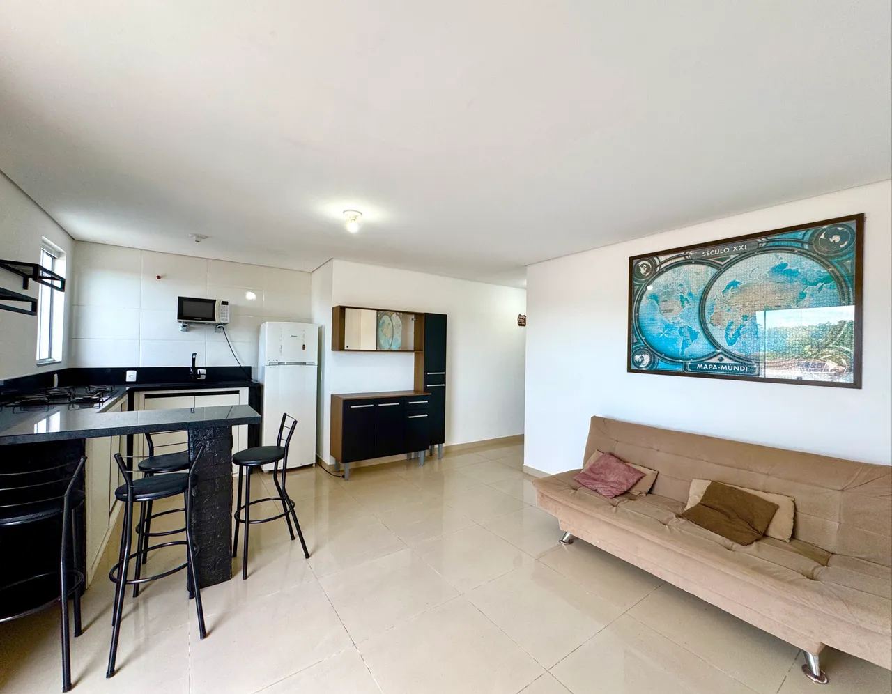 Furnished 2-bedroom apartment with 1 suite — photo 6