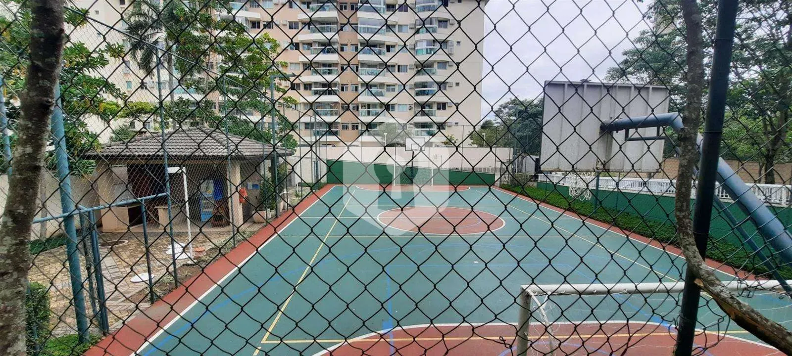 Apartamento de 2 quartos com varanda envidraçada — photo 28