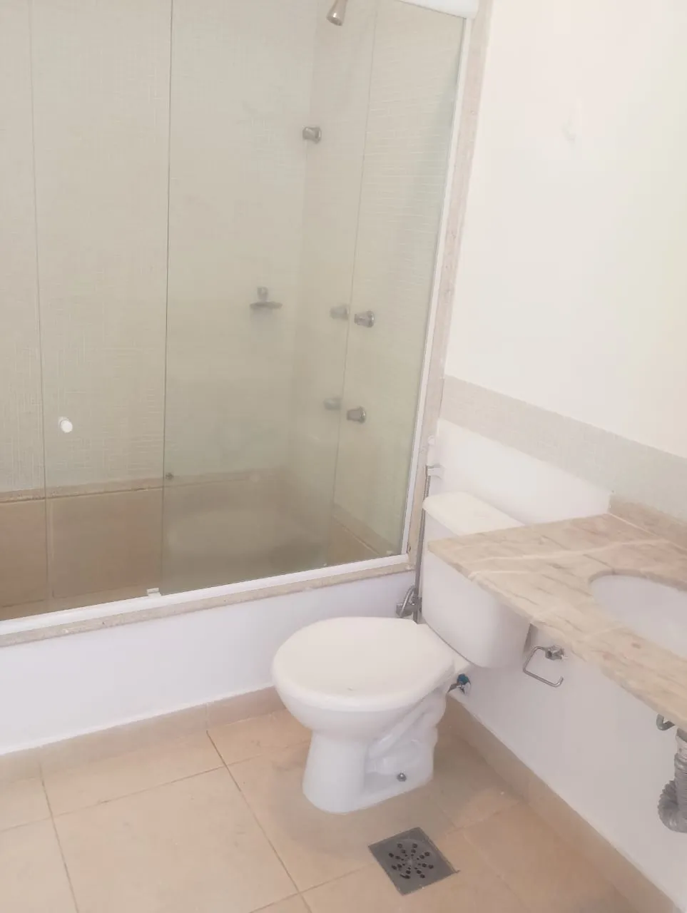 Apartamento com cozinha fechada e 3 quartos — photo 20