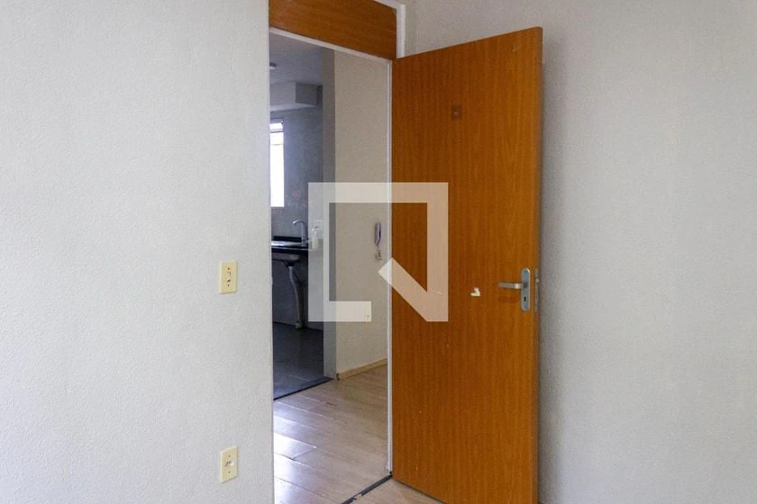 Apartamento de 2 quartos em condomínio com piscina — photo 25