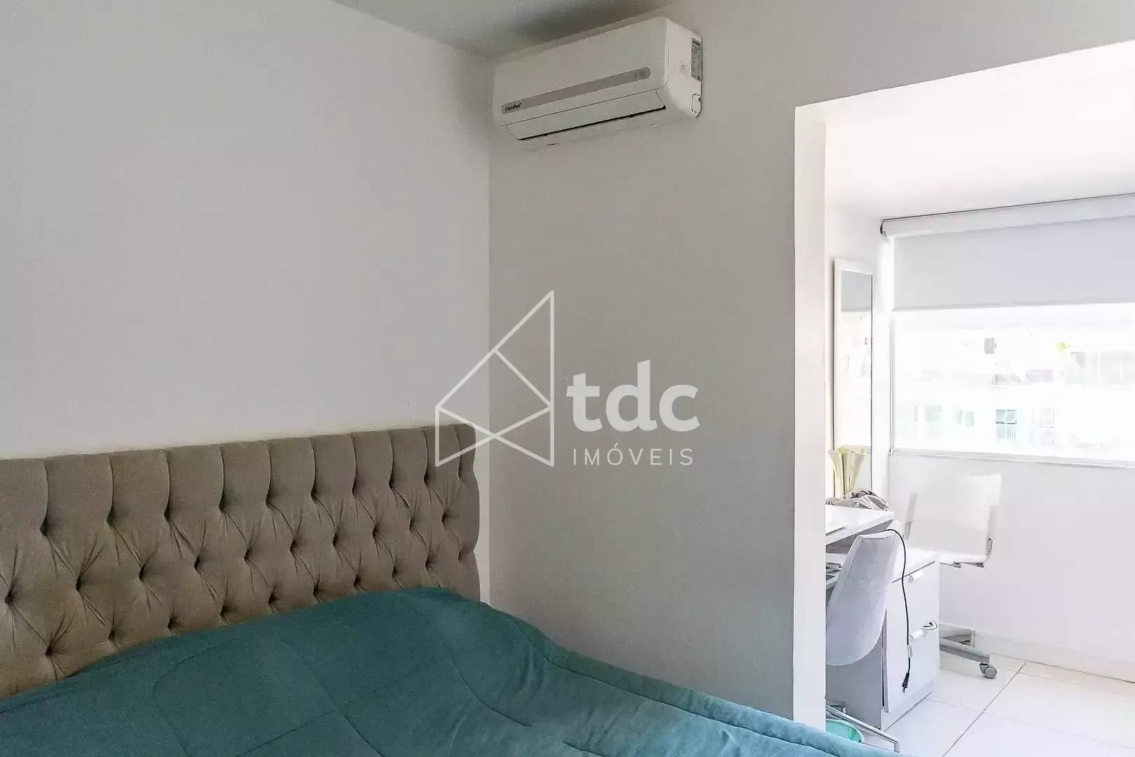 3-bedroom apartment with a mountain view — photo 17