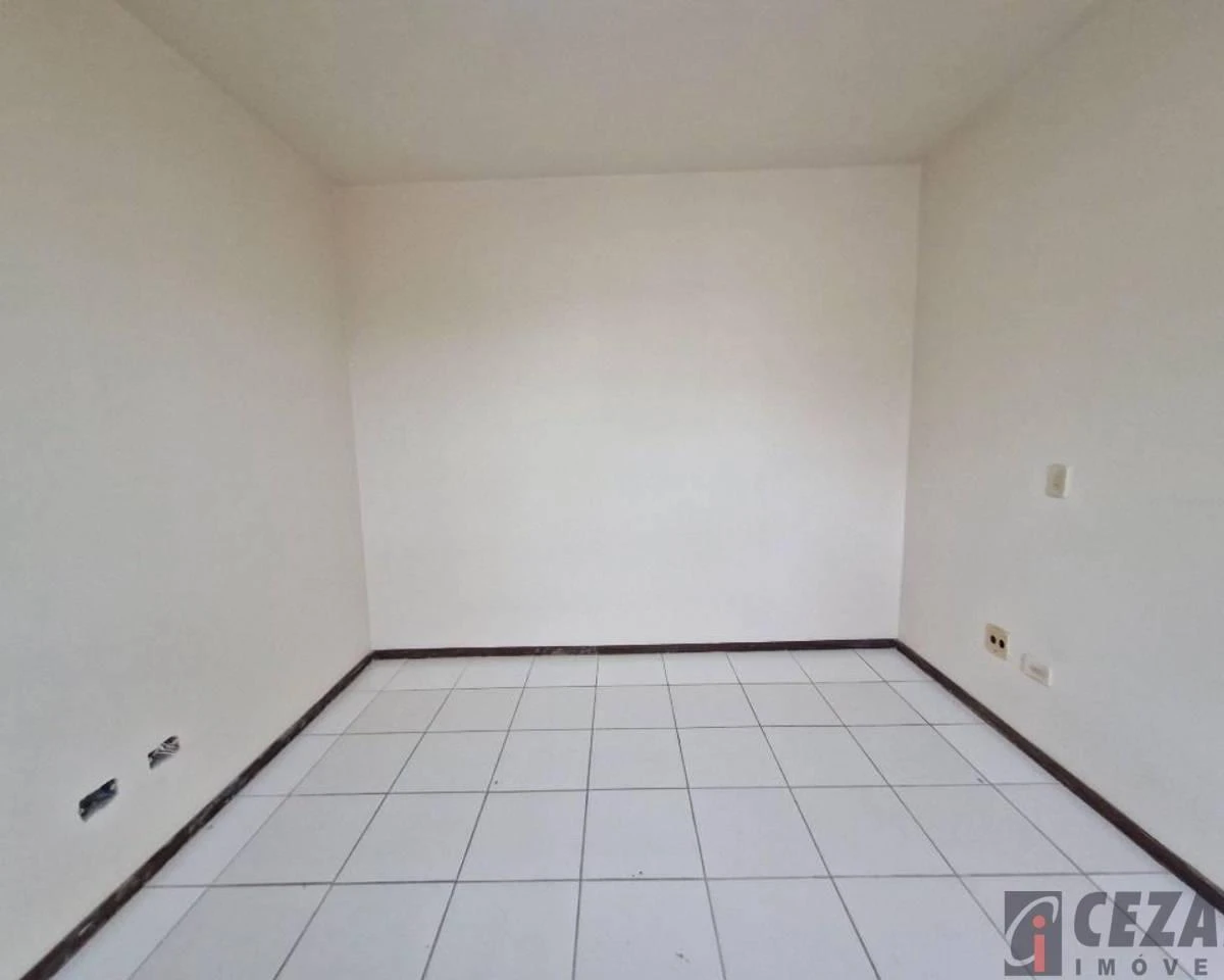 3-bedroom house, 1 with its own bathroom, 100 m², Curitiba — photo 39
