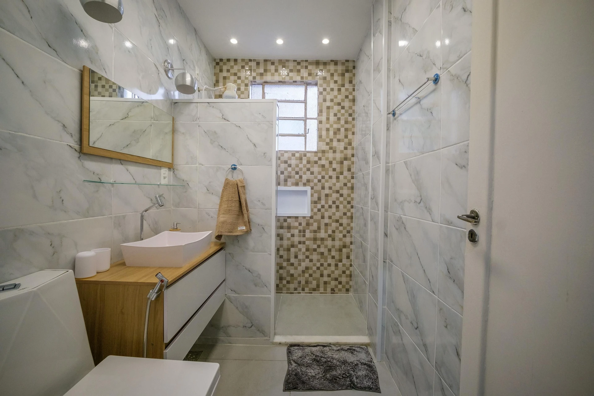 Apartamento amueblado de 1 dormitorio con cocina abierta — photo 9