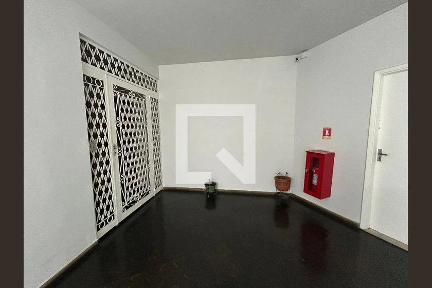 90 m² rental apartment with 3 bedrooms and balcony — photo 32