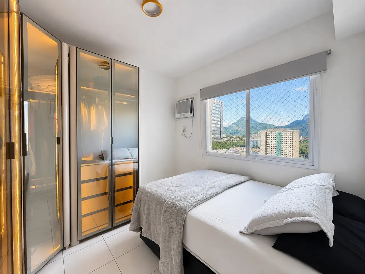 Apartamento de 65 m² no 16º andar com garagem e suíte — photo 5