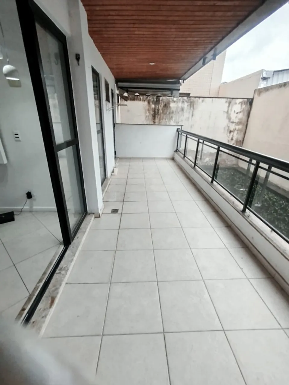 Rental apartment with 2 bedrooms and 1 parking spot — photo 14