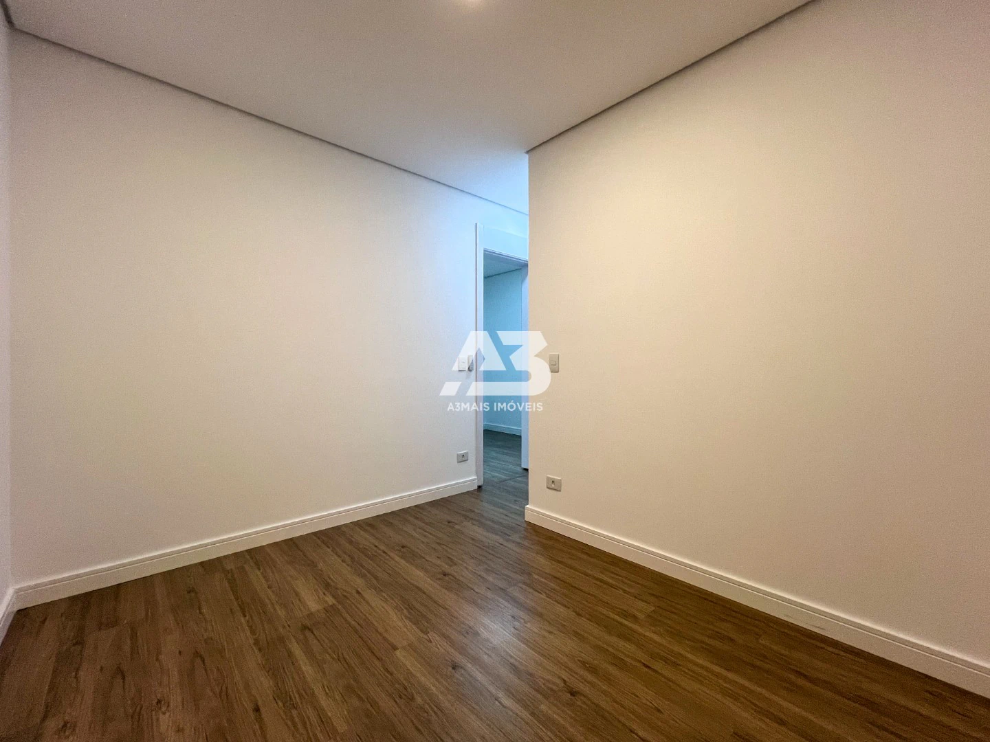 Apartamento com 3 dormitórios e 2 vagas, varanda com BBQ — photo 18