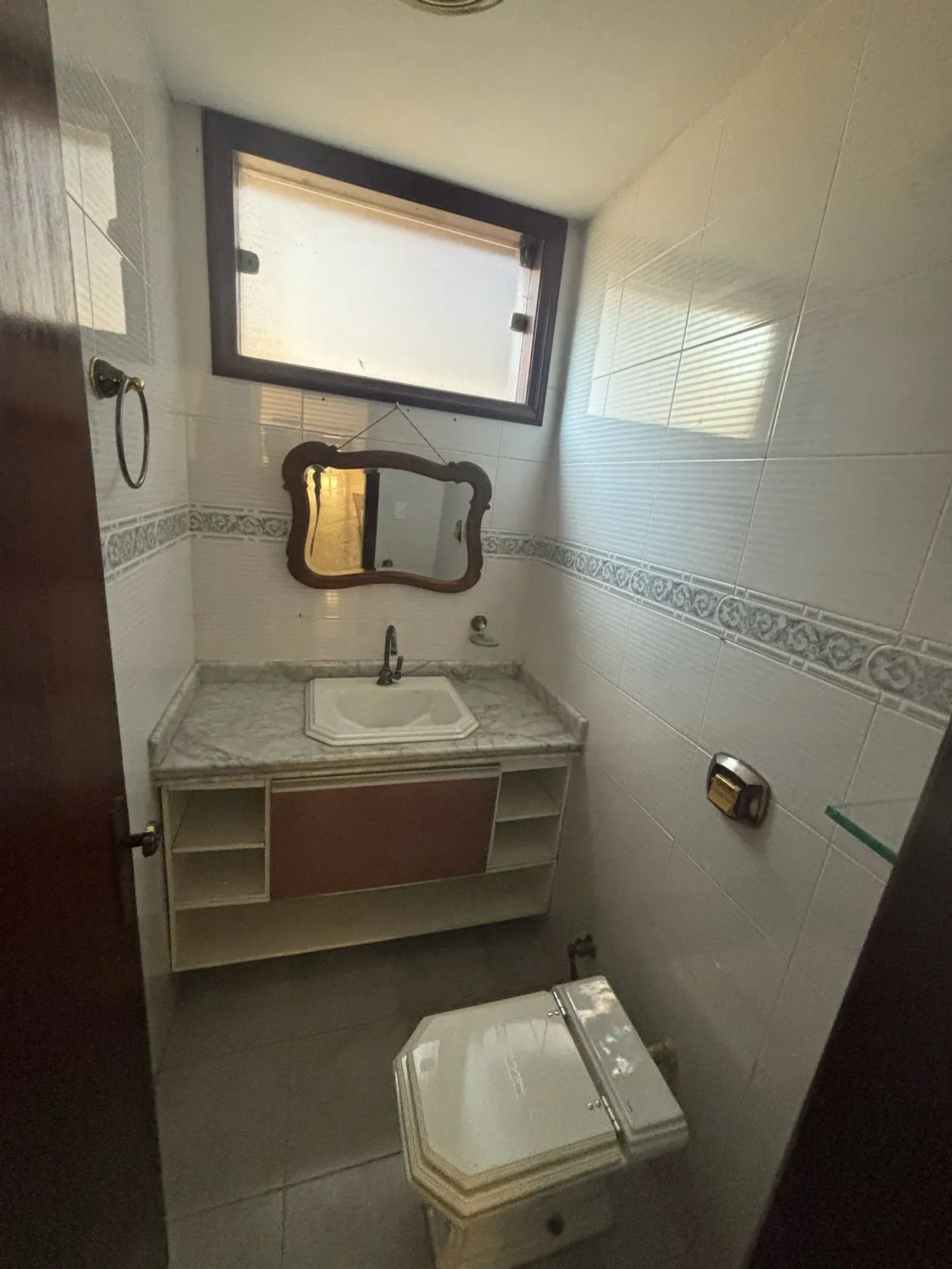 3-bedroom apartment with 5 bathrooms and a balcony — photo 47