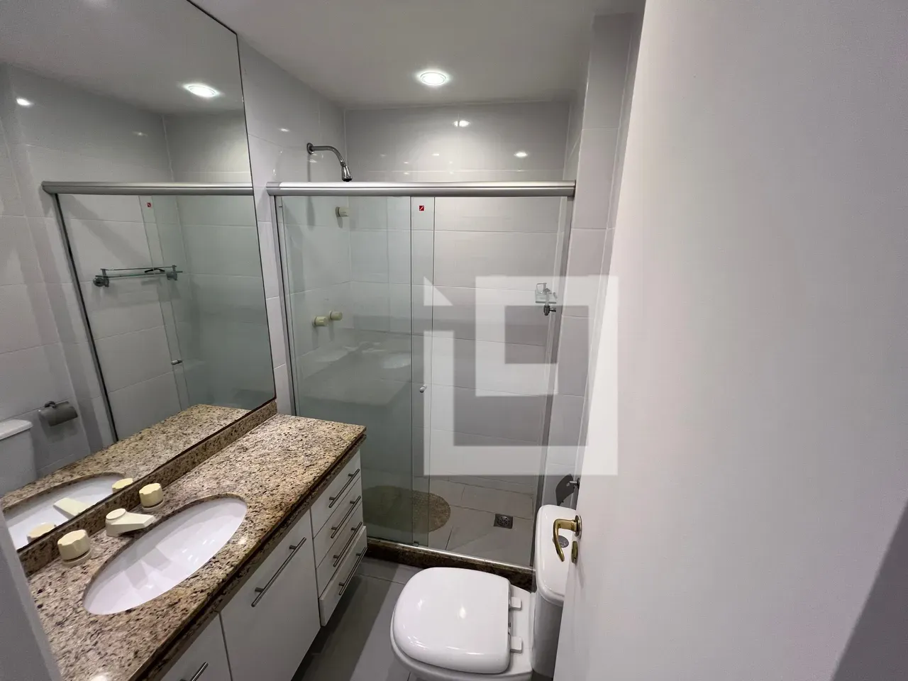 3-bedroom apartment with a home office in Rio de Janeiro — photo 7