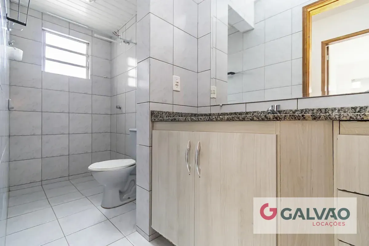 3-bedroom apartment with a glass-enclosed balcony — photo 7