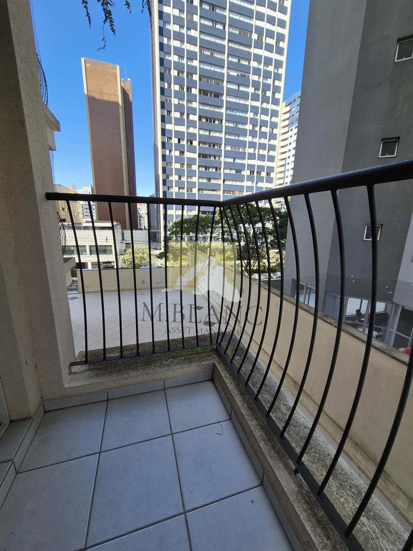 Apartment on the 4th floor with a washing machine — photo 4