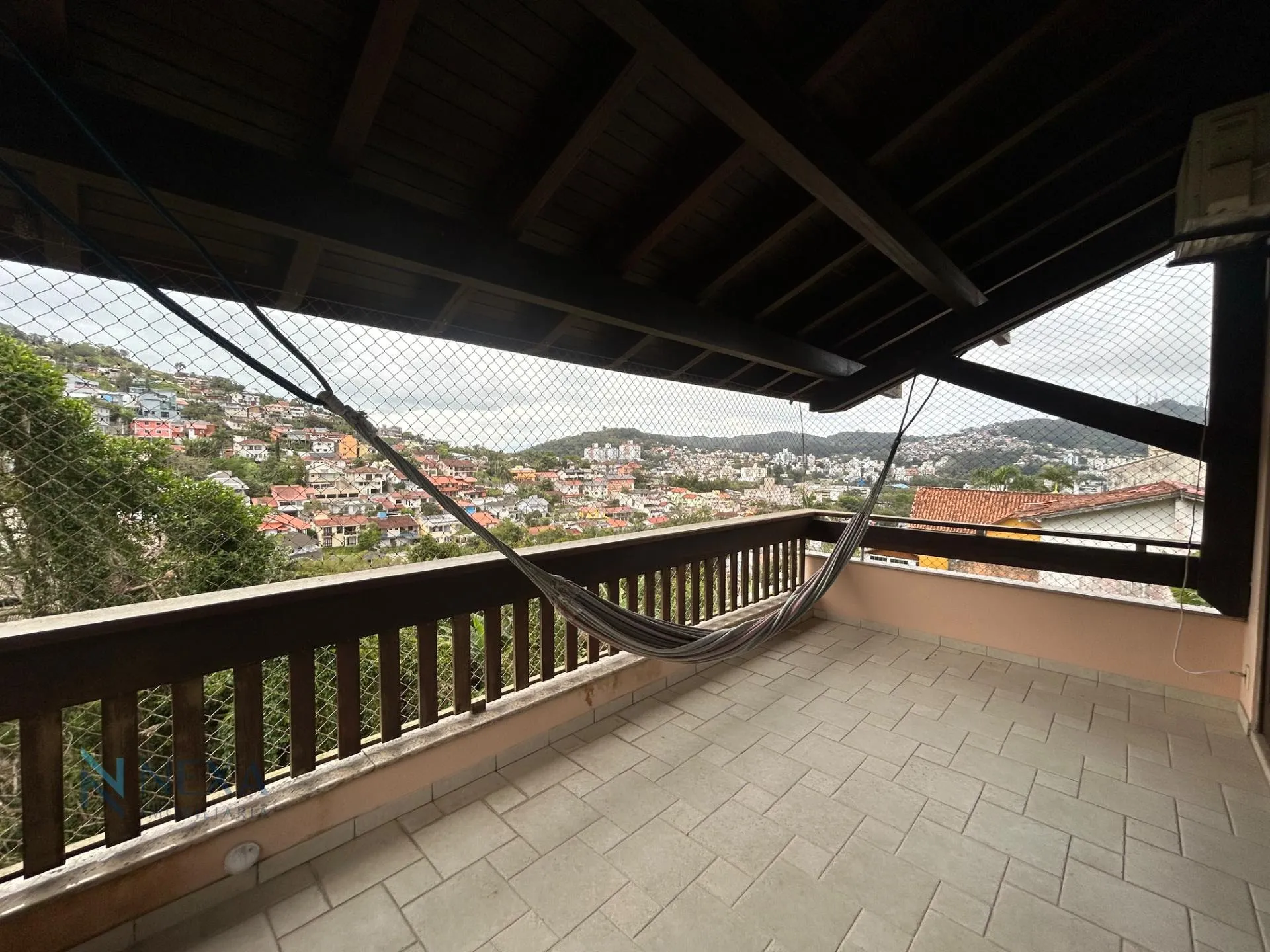 House with 5 bedrooms and 499 m², 2 en-suites