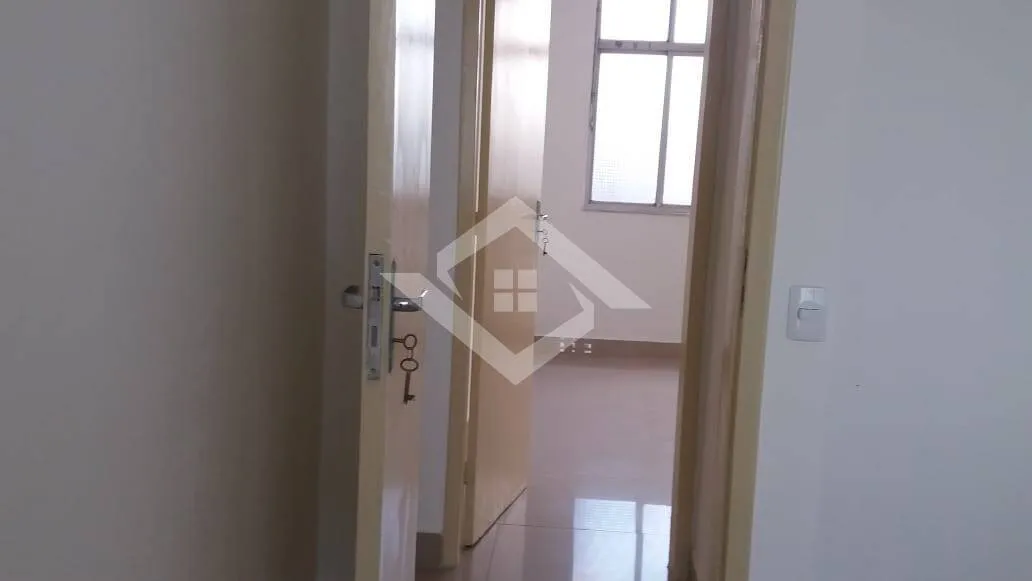 House with 3 bedrooms and 2 bathrooms with a balcony — photo 10
