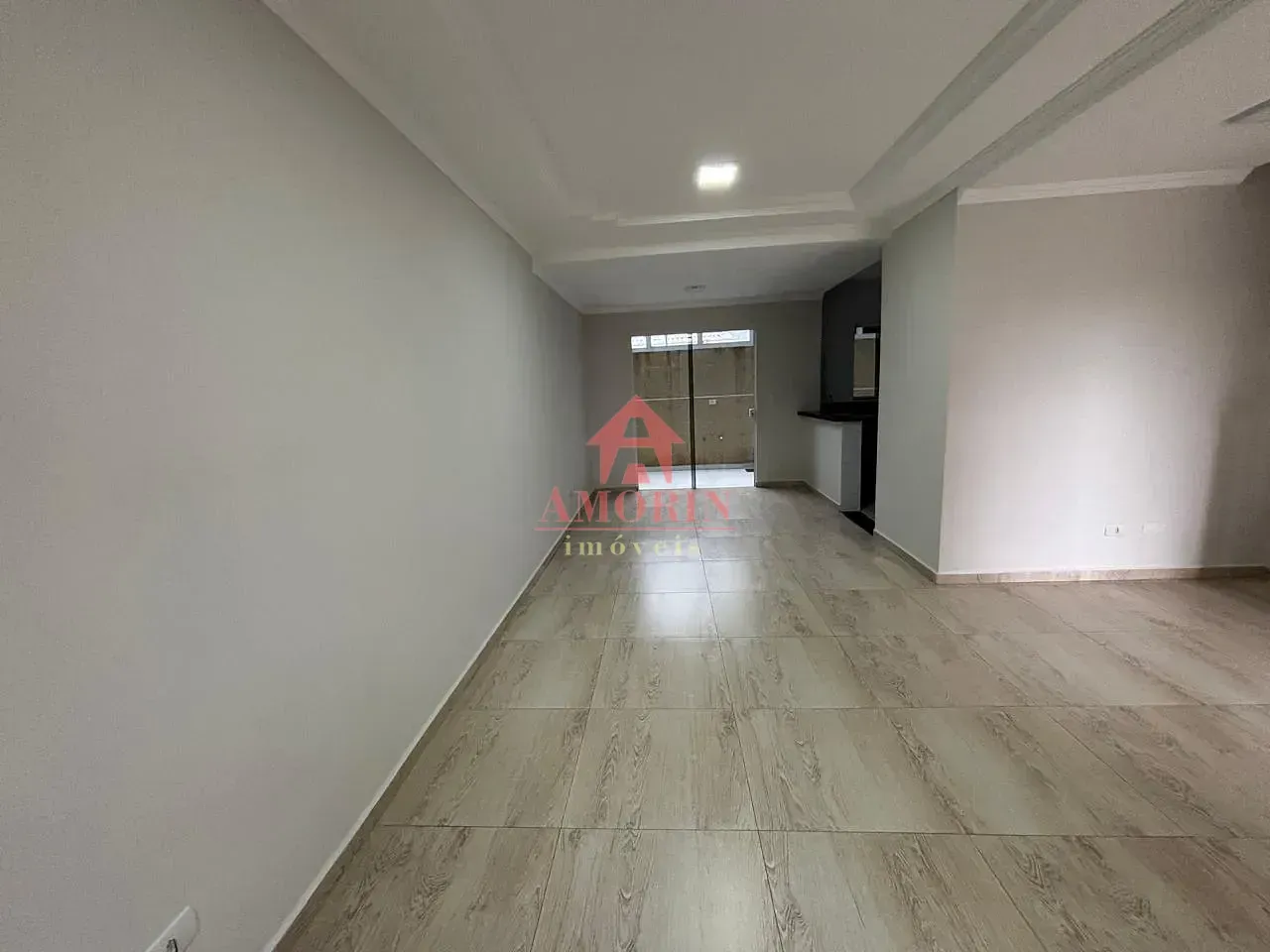 House rental with 3 bedrooms and 3 bathrooms