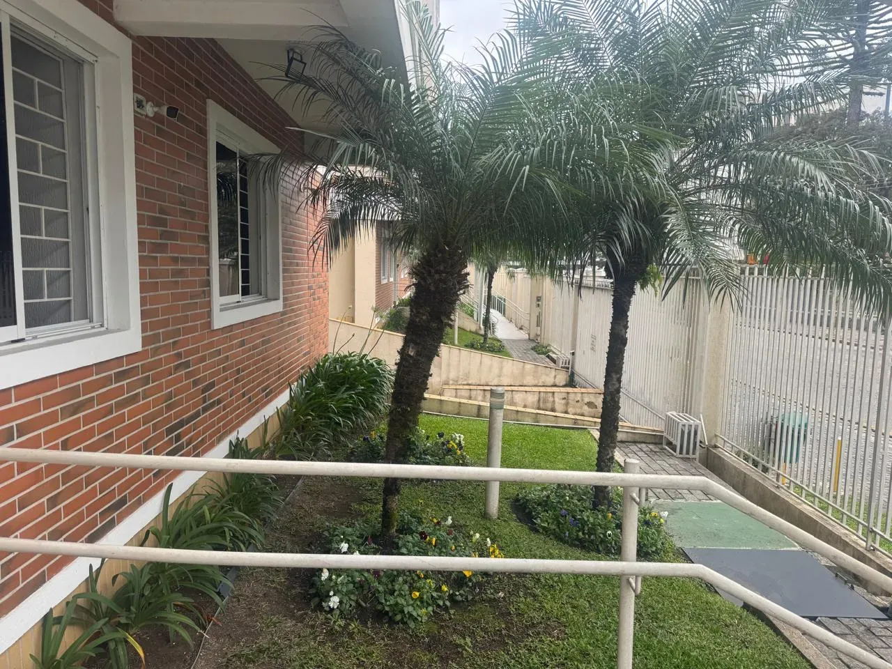 One-bedroom apartment with a washing machine in Curitiba — photo 14