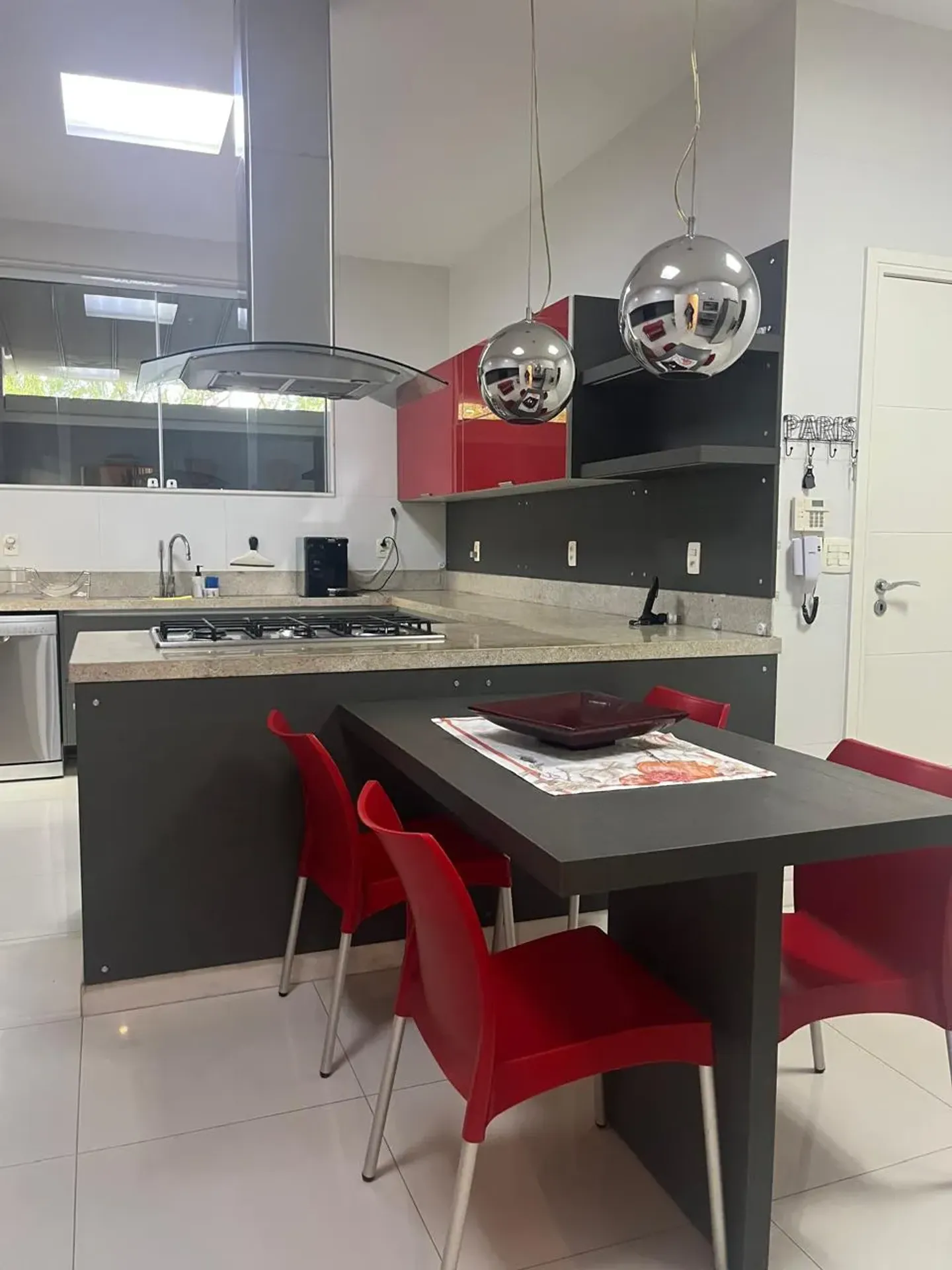 Furnished house with 5 en-suite bedrooms and 630 m² — photo 31