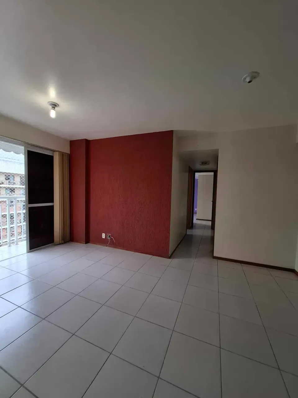 Apartamento com 2 quartos e cozinha fechada com coifa — photo 3