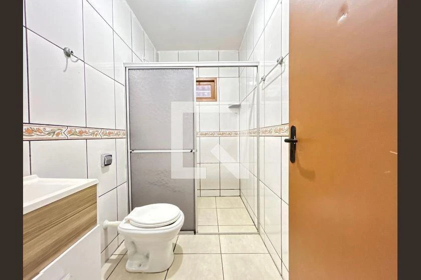 2-bedroom house with a washing machine in Florianópolis — photo 9