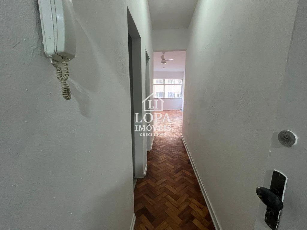 1 quarto e piso de madeira ou laminado: apartamento de 32 m² — photo 11