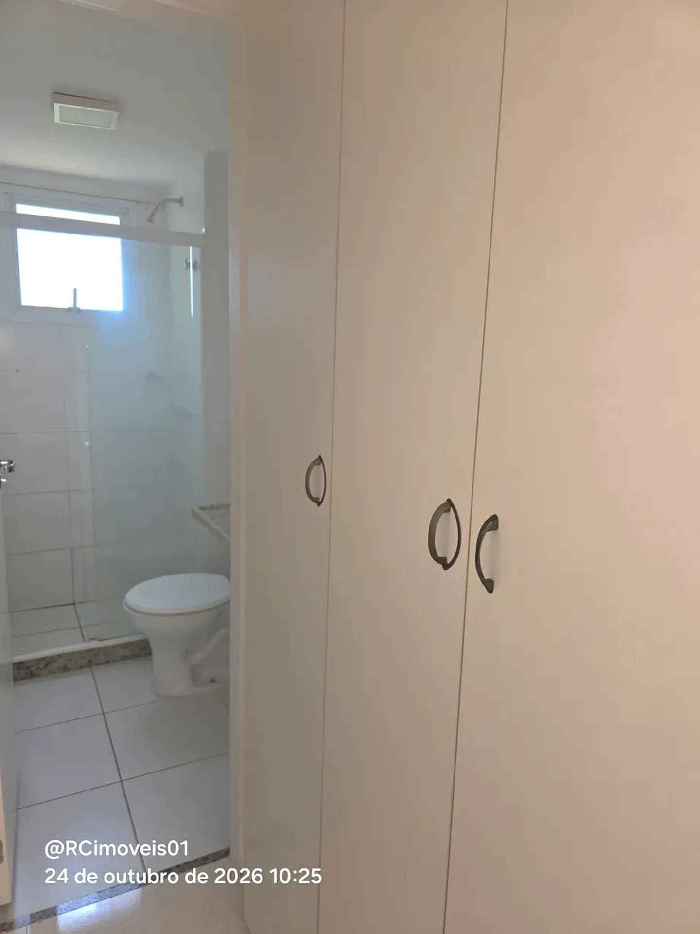 Apartment, 77 m², with a grill on the balcony — photo 46