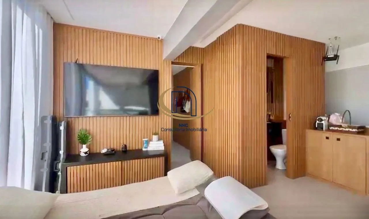 Apartment with 3 bedrooms, 5 bathrooms and 2 parking spots — photo 38